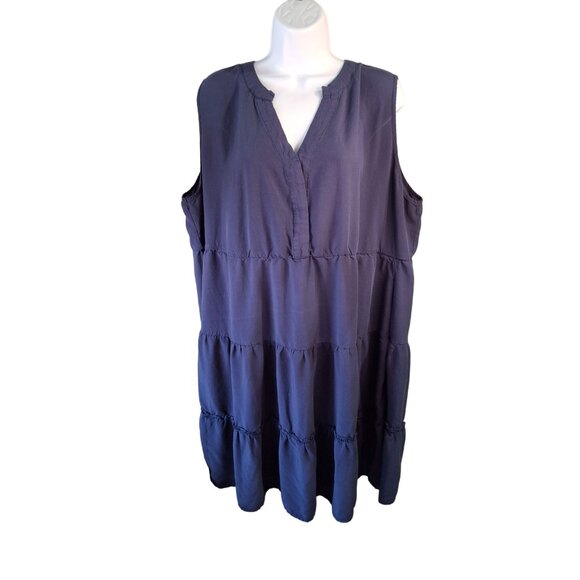 Bloomchic Sleeveless Tiered Blouse Tunic 22/24 Blue Notch Neck Flowy Boho Chic - Picture 1 of 6
